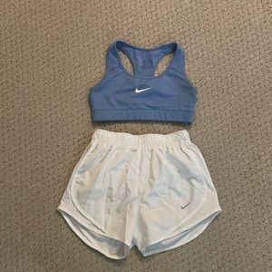 Nike shorts and workout bra size extra small